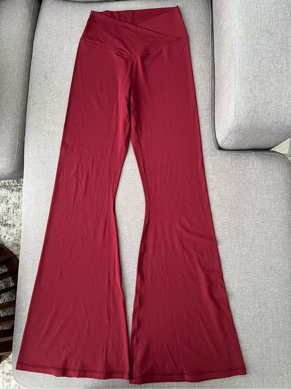 NEW OFFLINE By Aerie Real Me High Waisted Crossover Flare Legging Size Large